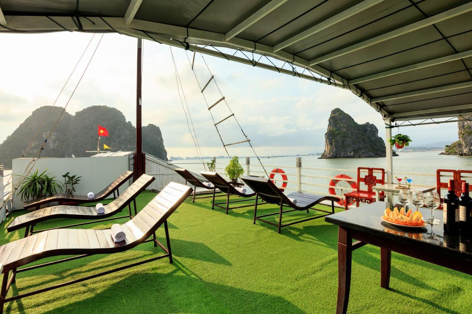 Cozy Bay Classic Cruise Халонг Екстер'єр фото