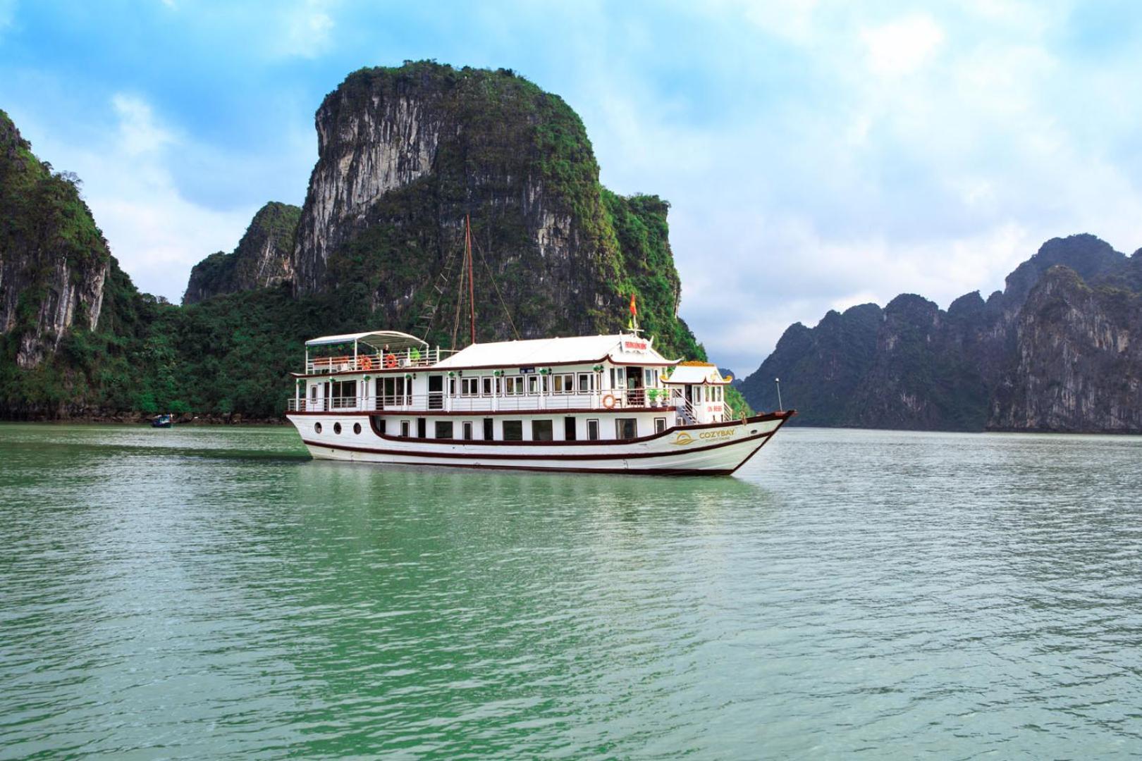 Cozy Bay Classic Cruise Халонг Екстер'єр фото